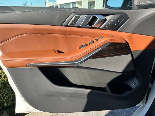 New 2026 BMW X5 xDrive50e AWD/4WD image 22