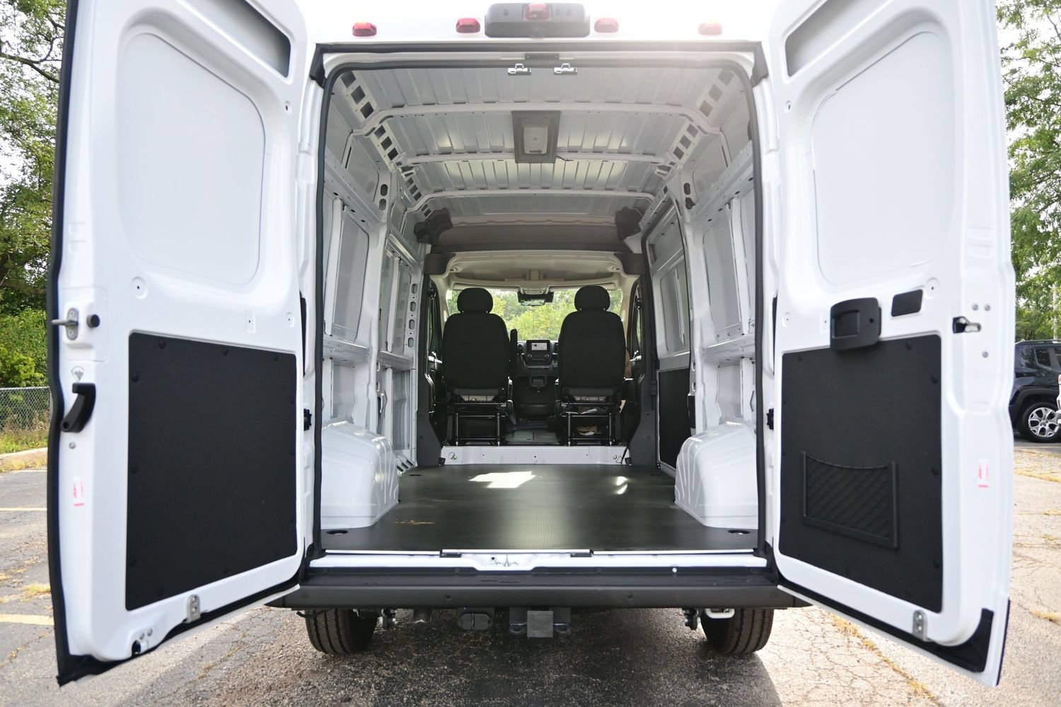 New 2027 RAM ProMaster 1500 w/ Quick Order Package 22G SLT FWD image 22