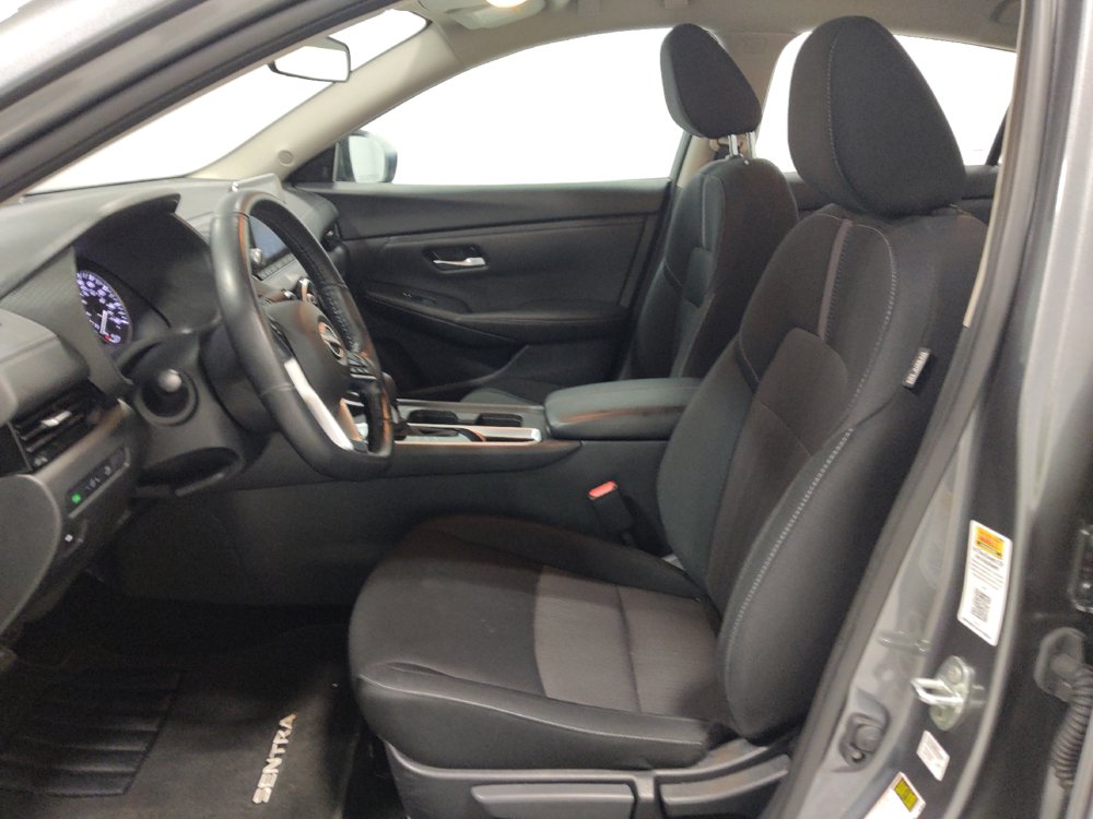 Used 2025 Nissan Sentra SV w/ All-Weather Package FWD image 17