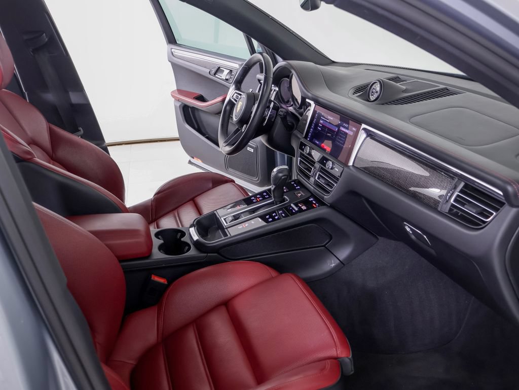 Certified 2022 Porsche Macan S w/ Premium Package Plus AWD/4WD image 7