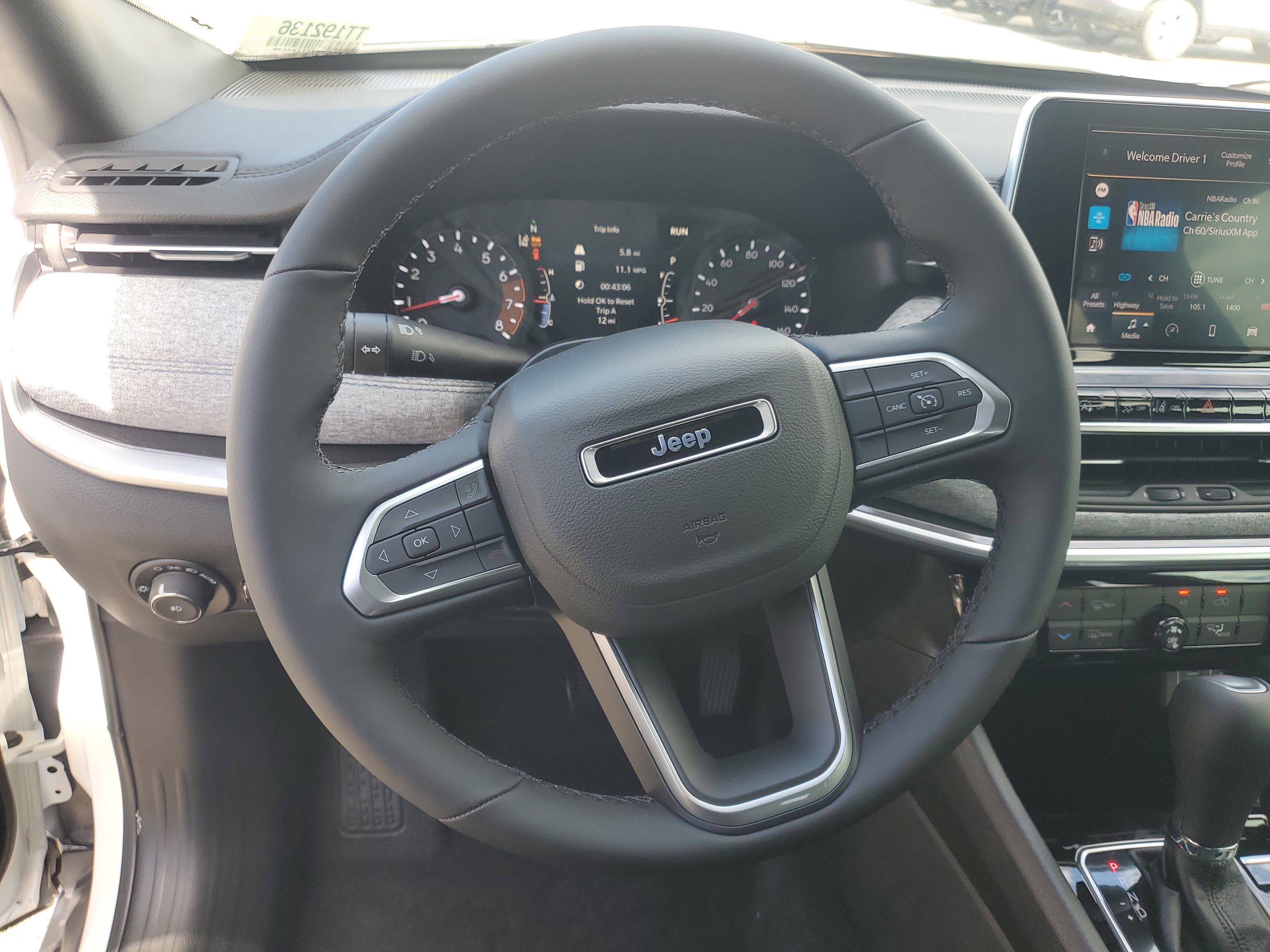 New 2026 Jeep Compass Latitude image 12