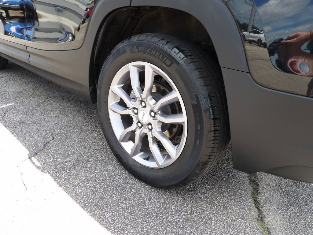 Used 2022 GMC Terrain SLT w/ Infotainment Package II AWD/4WD image 14