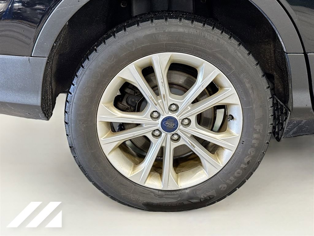 Used 2017 Ford Escape SE image 31
