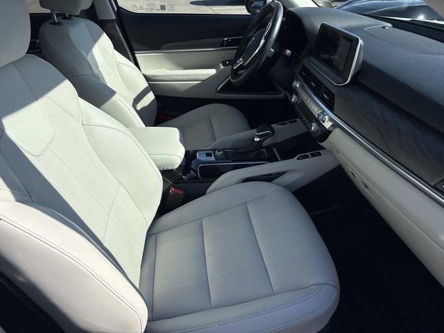 Used 2022 Kia Telluride EX image 23