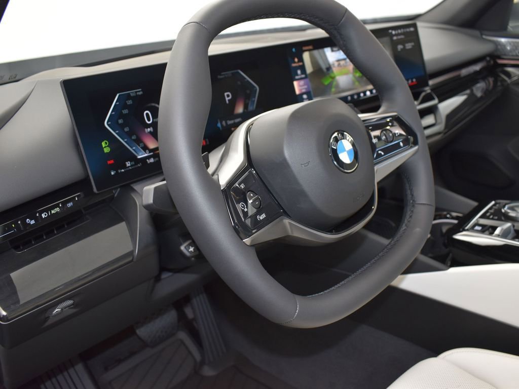 New 2026 BMW 530i xDrive w/ Premium Package AWD/4WD image 12
