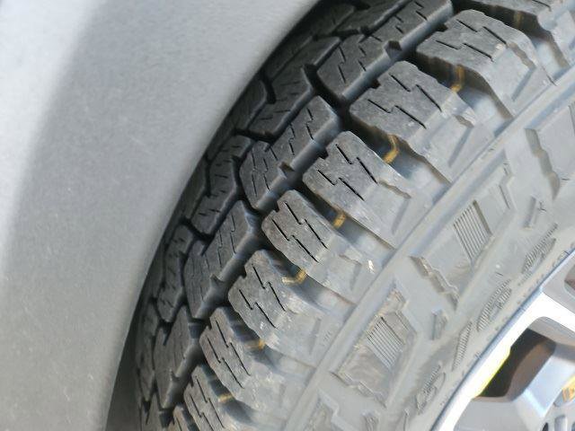 Used 2023 Rivian R1T Launch Edition image 6