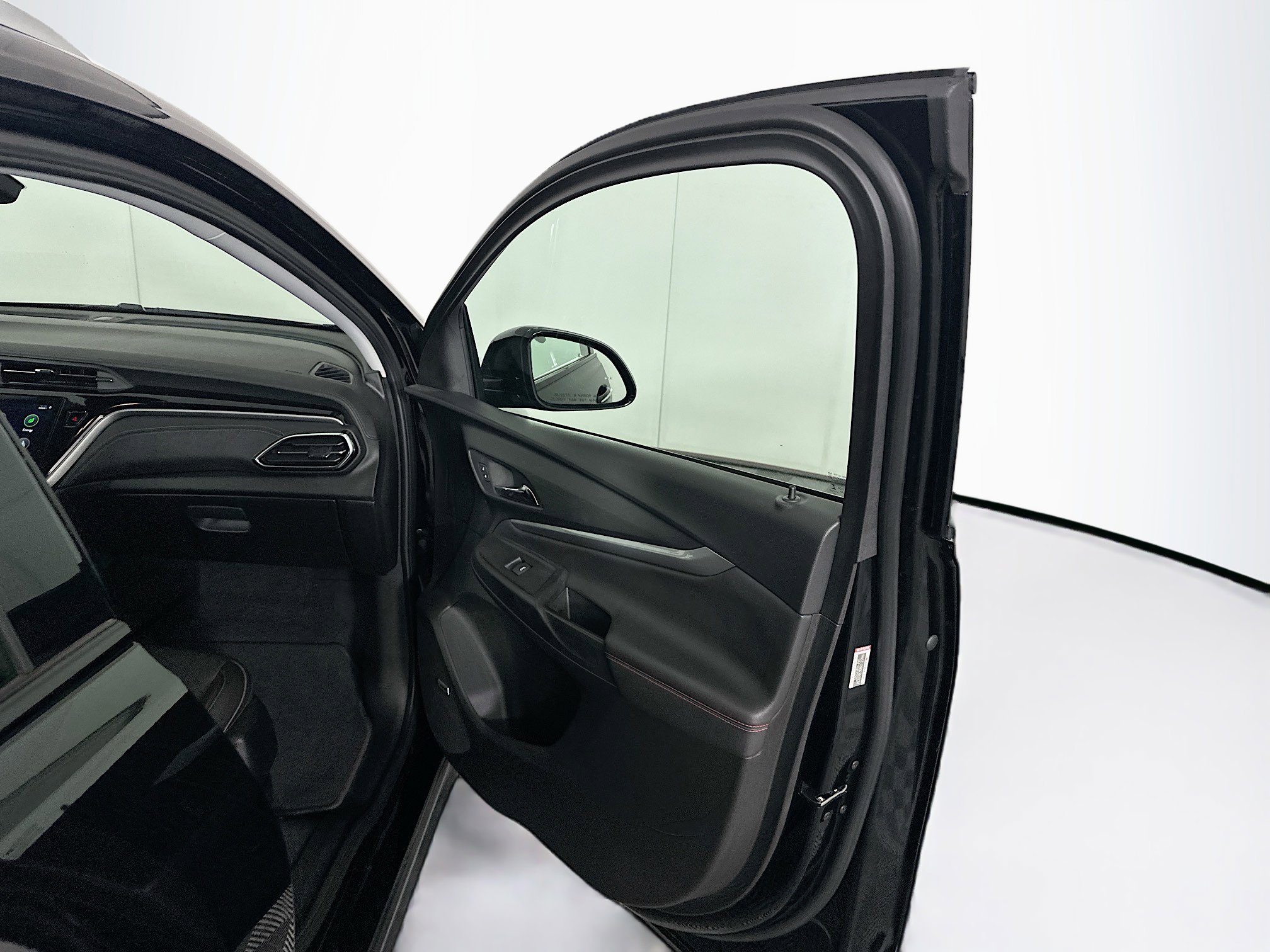 Used 2023 Chevrolet Bolt EUV Premier w/ Sun & Sound Package image 33