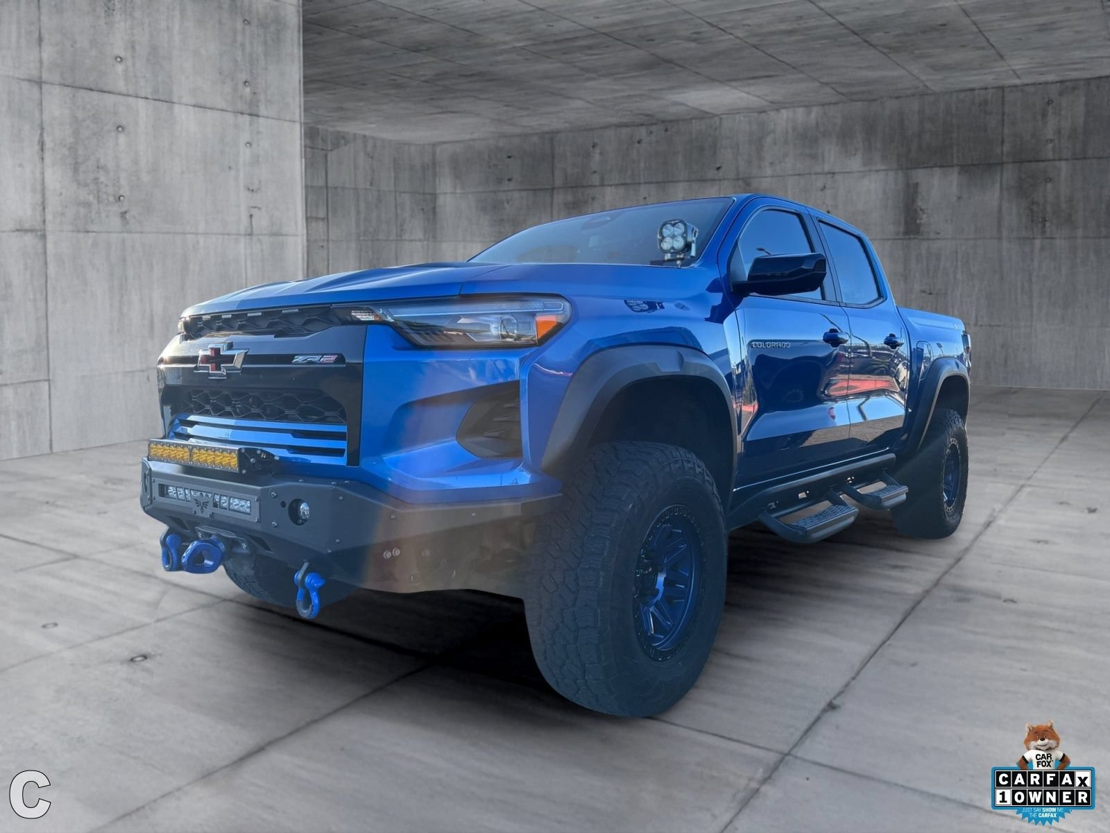 Used 2023 Chevrolet Colorado ZR2 w/ ZR2 Convenience Package III AWD/4WD image 2