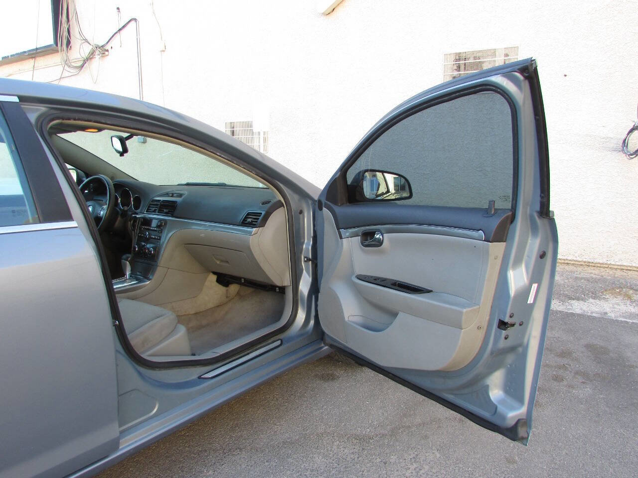 Used 2009 Saturn Aura XE image 10