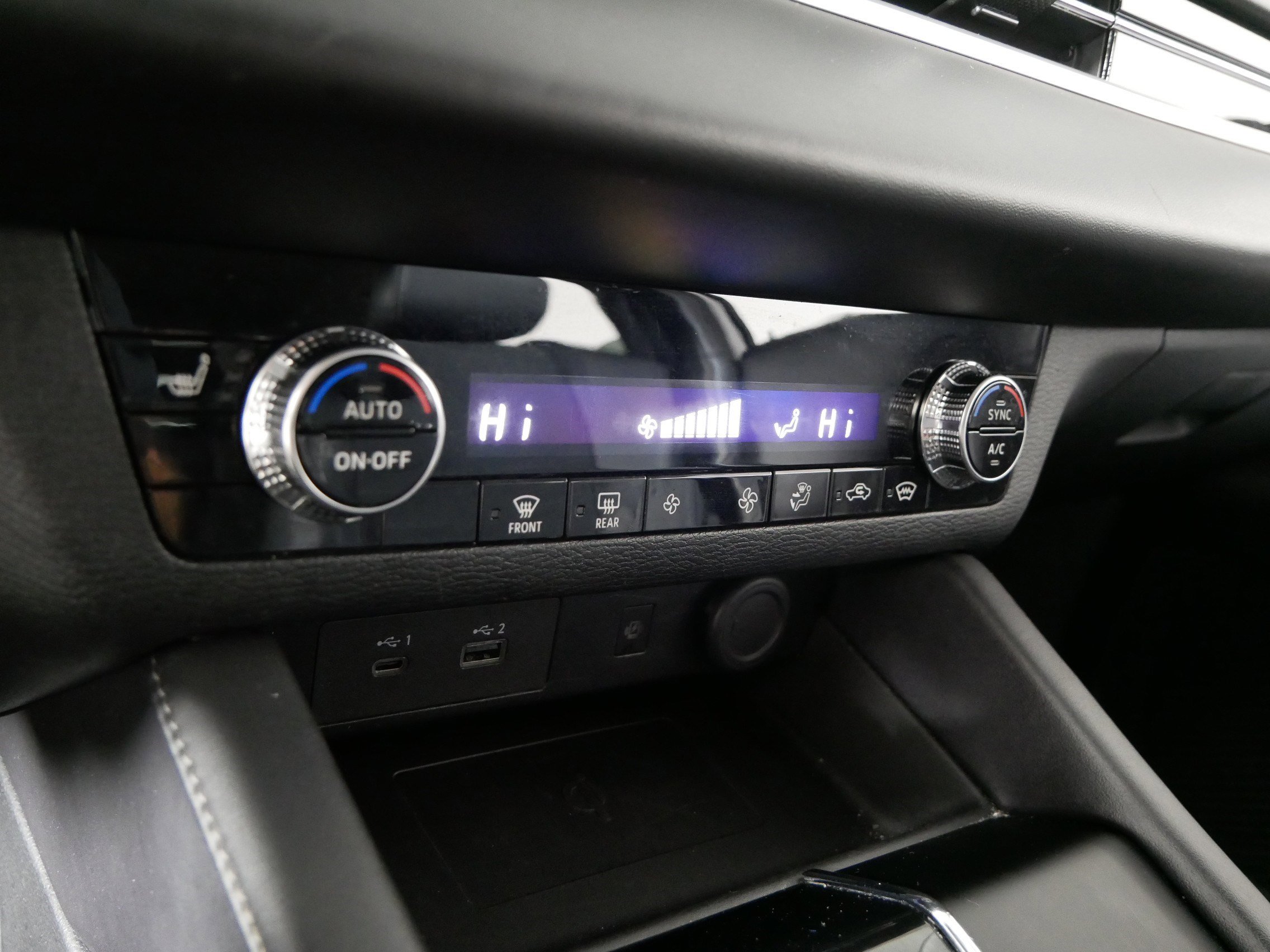 Used 2024 Mitsubishi Outlander SE image 23