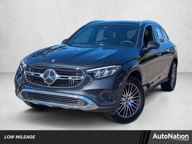 Certified 2026 Mercedes-Benz GLC 300 image 1
