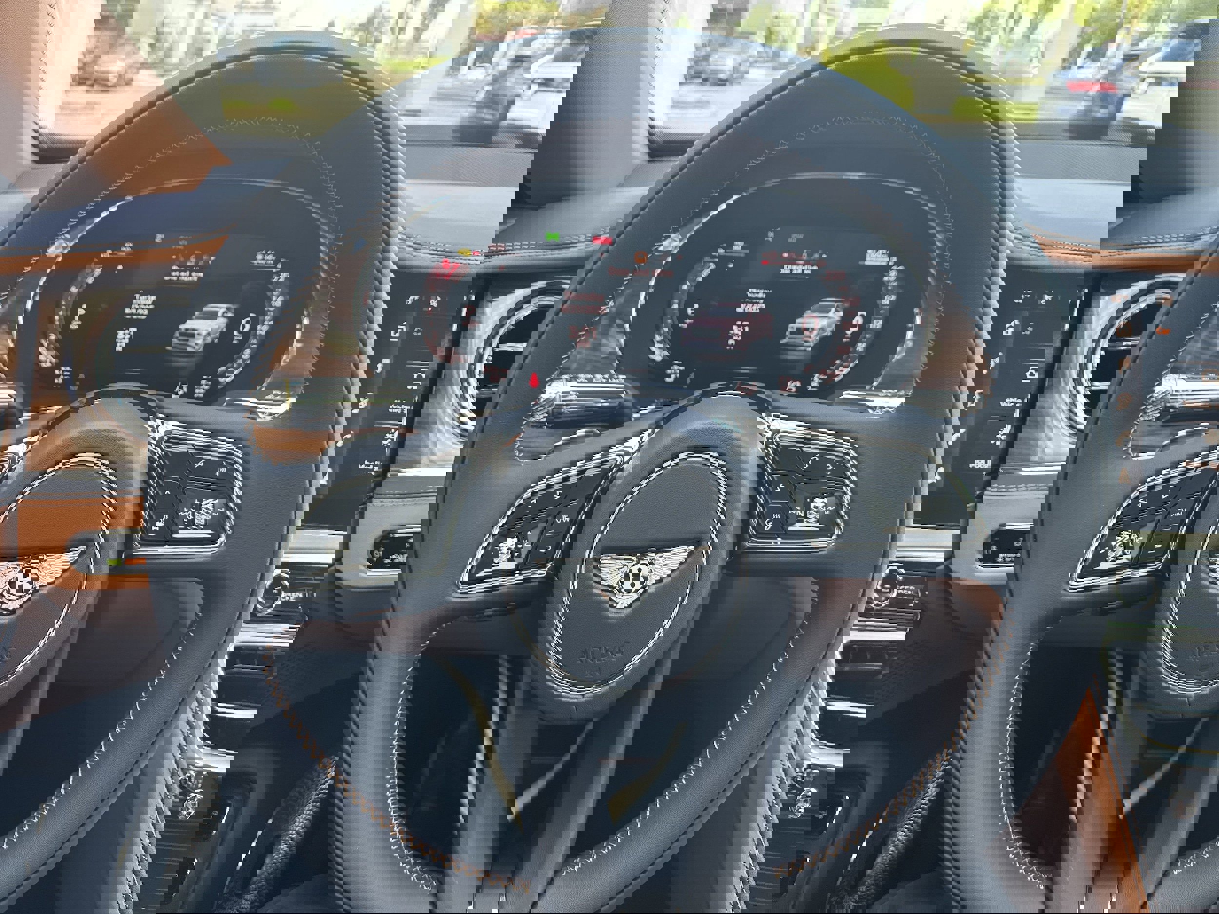 New 2025 Bentley Flying Spur Plug-In Hybrid image 22