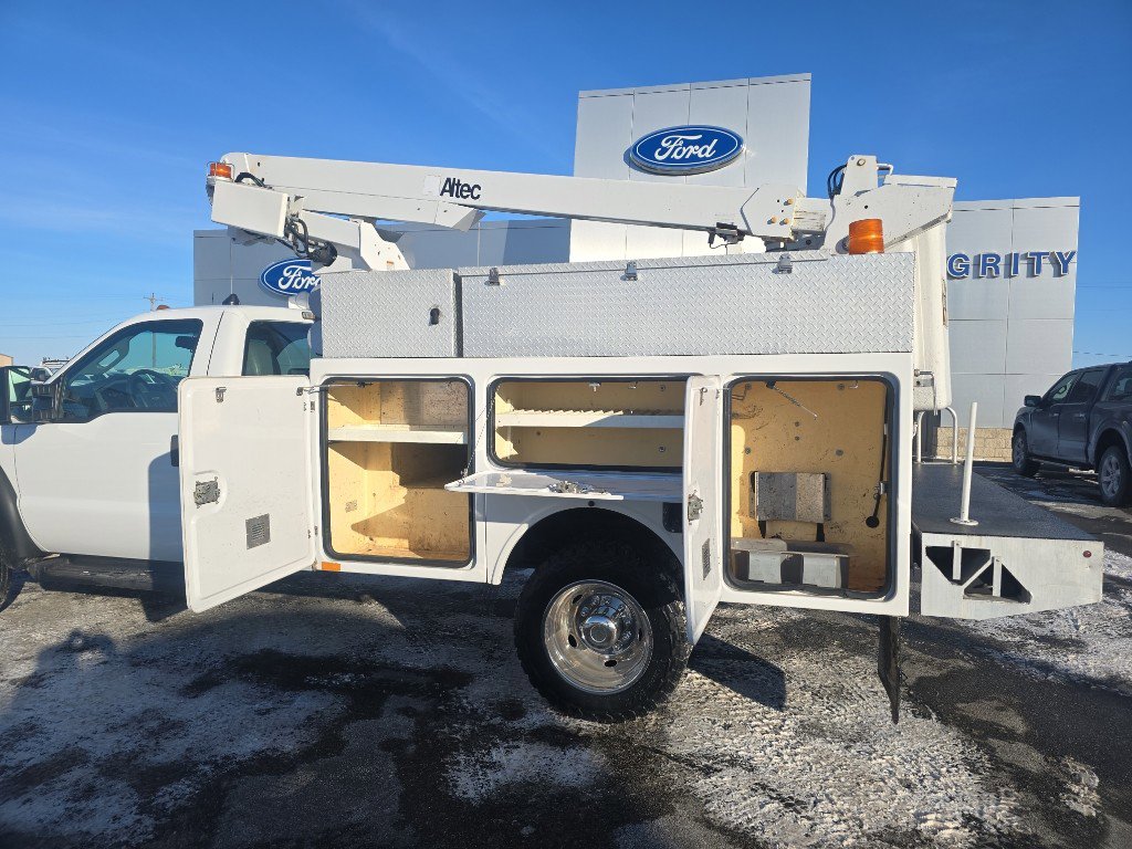 Used 2012 Ford F450 XL image 4