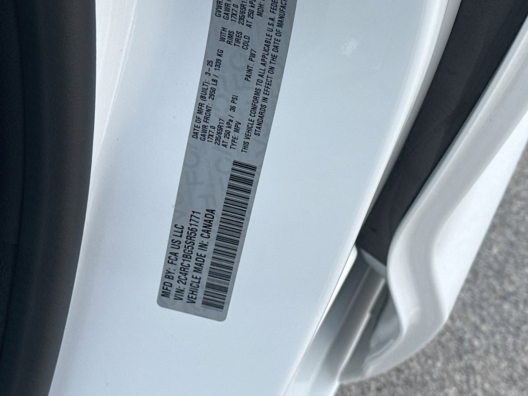 Used 2025 Chrysler Pacifica Select FWD image 36