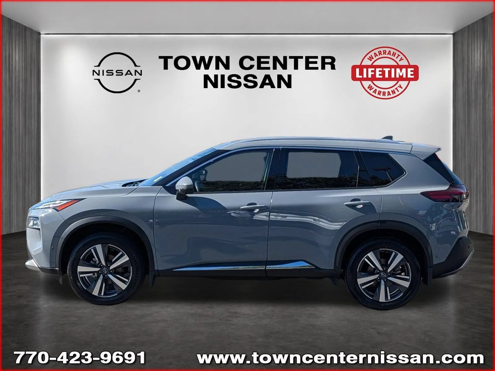 Used 2022 Nissan Rogue Platinum w/ Head-Up Display Package FWD image 4