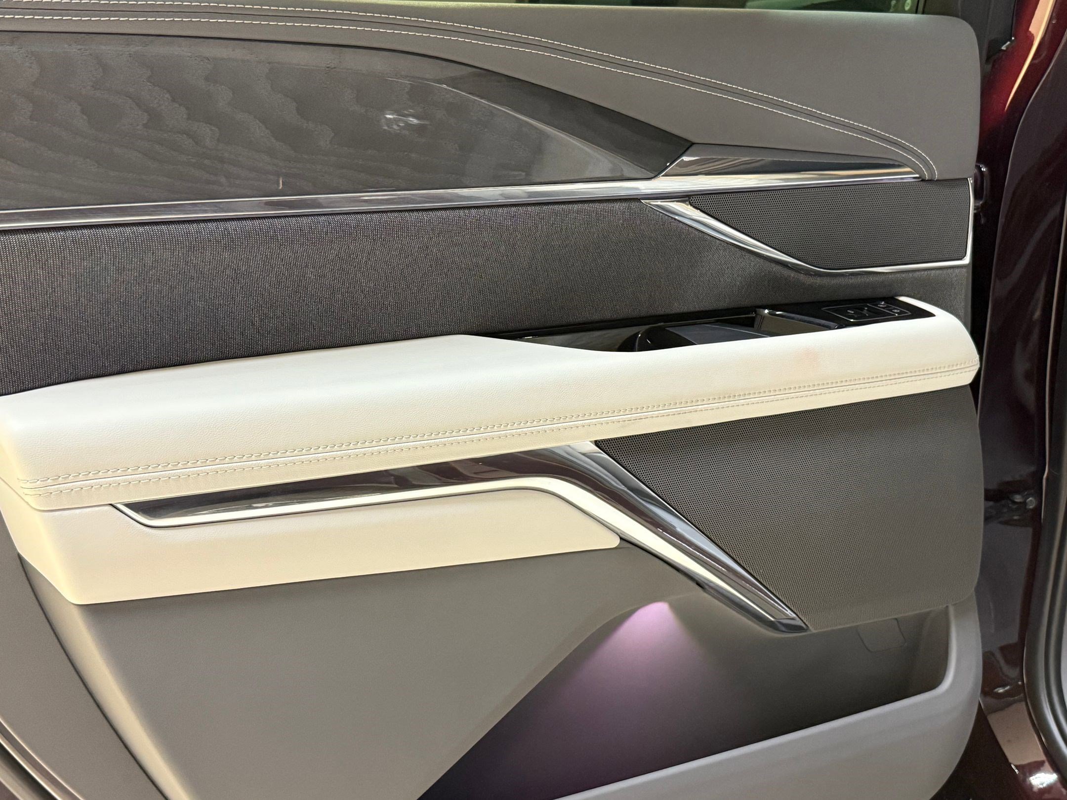 New 2025 Cadillac Escalade IQ Sport 1 w/ Smart Trailering package image 41