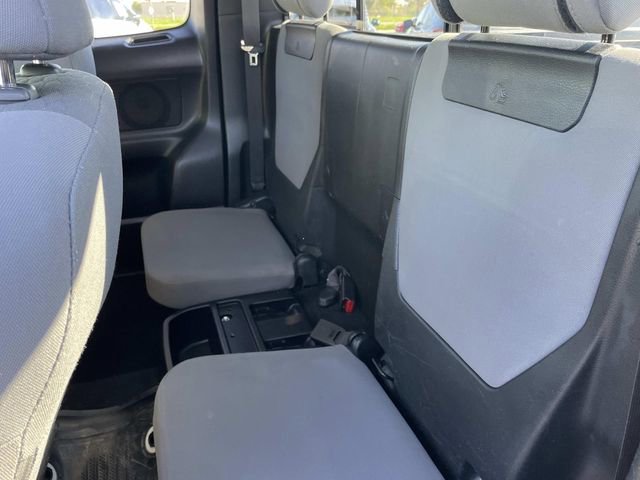 Used 2018 Toyota Tacoma SR5 image 21