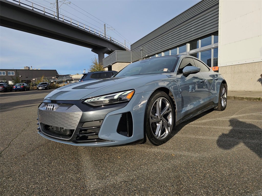 Used 2022 Audi e-tron GT Premium Plus image 4