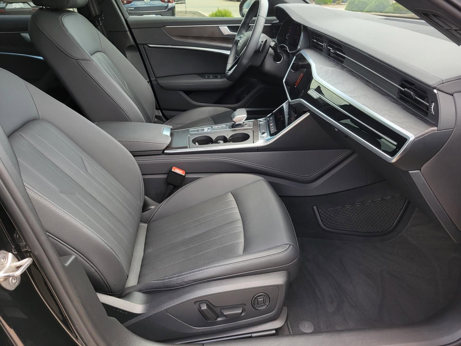 Used 2023 Audi A6 Premium Plus w/ Premium Plus Package AWD/4WD image 9