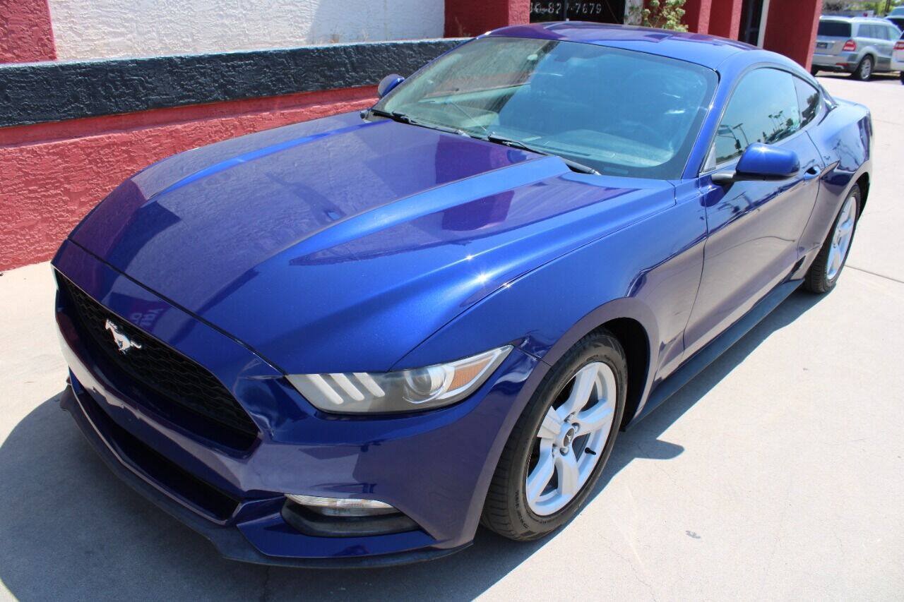 Used 2016 Ford Mustang Coupe RWD image 6