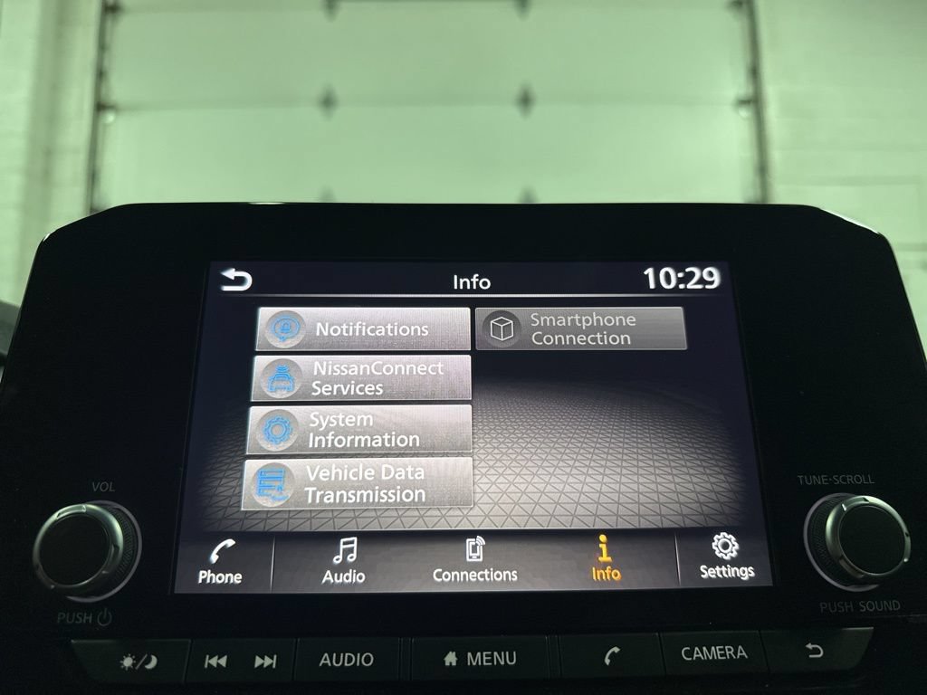 Used 2025 Nissan Pathfinder Rock Creek AWD/4WD image 34