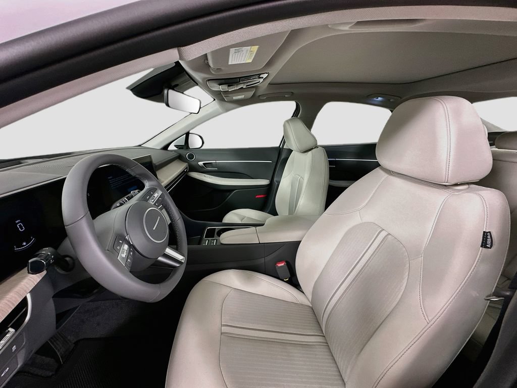 New 2026 Hyundai Sonata SEL FWD image 15