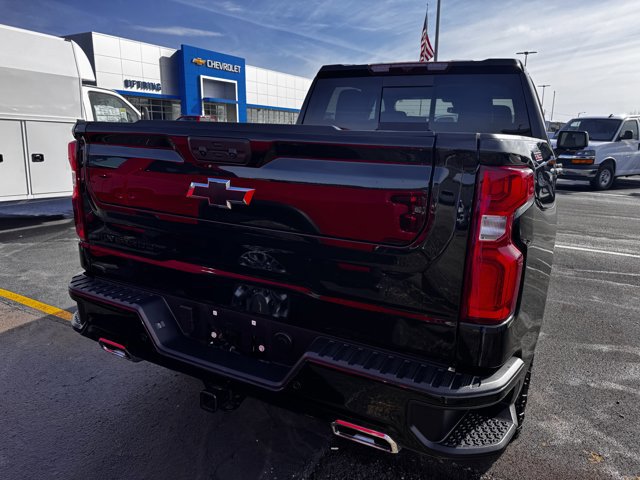 Used 2026 Chevrolet Silverado 1500 LT Trail Boss w/ LT Trail Boss Premium Package image 3