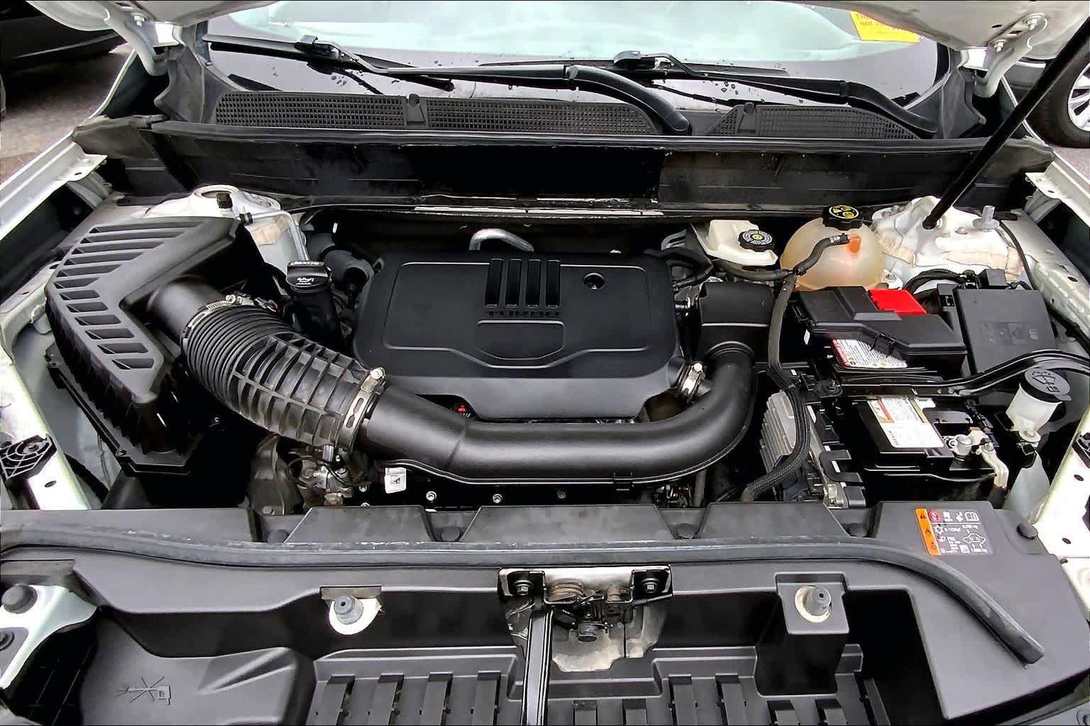 Used 2022 GMC Acadia SLE w/ Elevation Edition FWD image 28