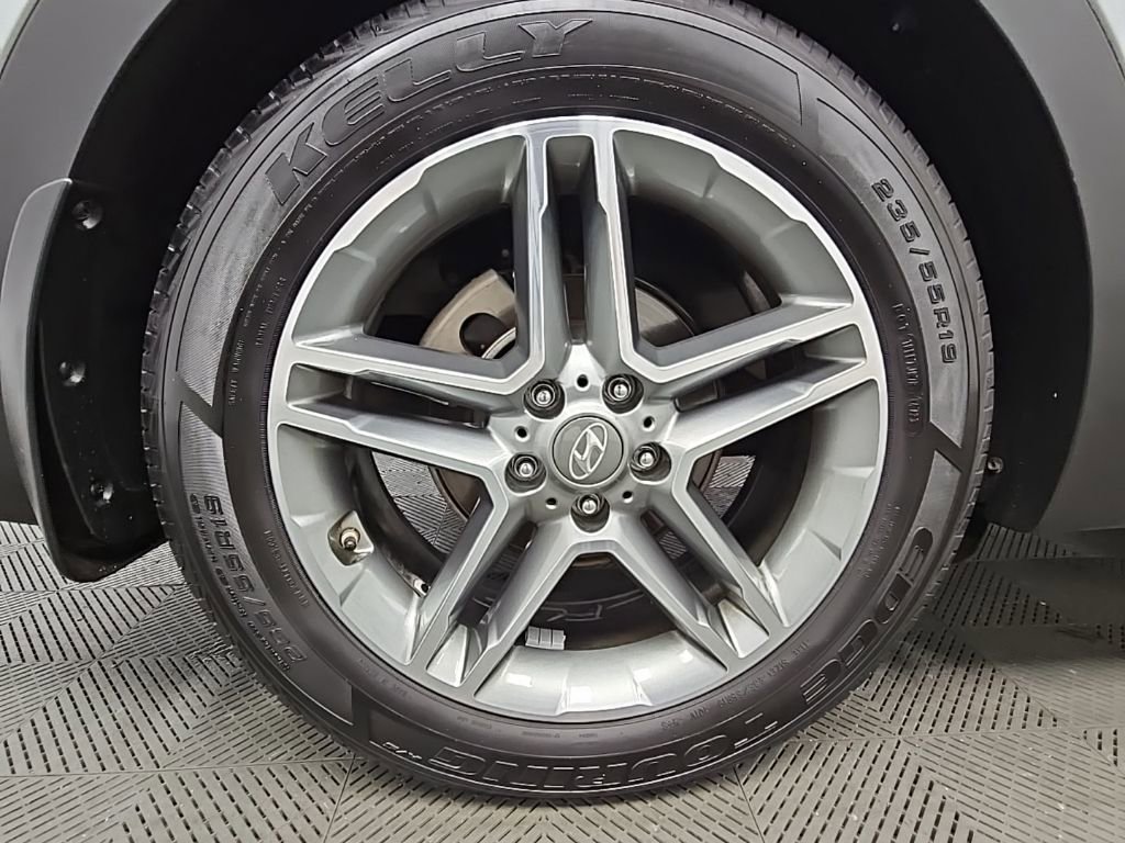 Used 2019 Hyundai Santa Fe XL image 50