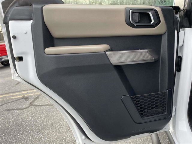 Used 2023 Ford Bronco Wildtrak image 16