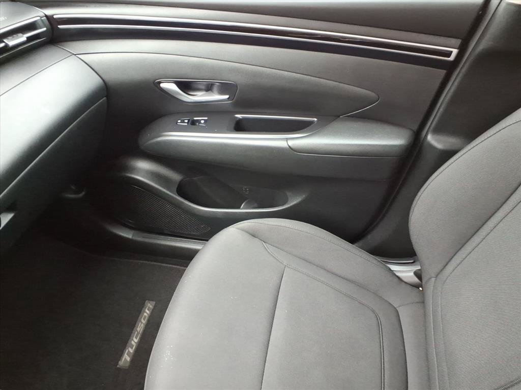 Used 2023 Hyundai Tucson SE AWD/4WD image 33