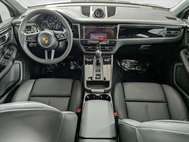 New 2026 Porsche Macan AWD/4WD image 21
