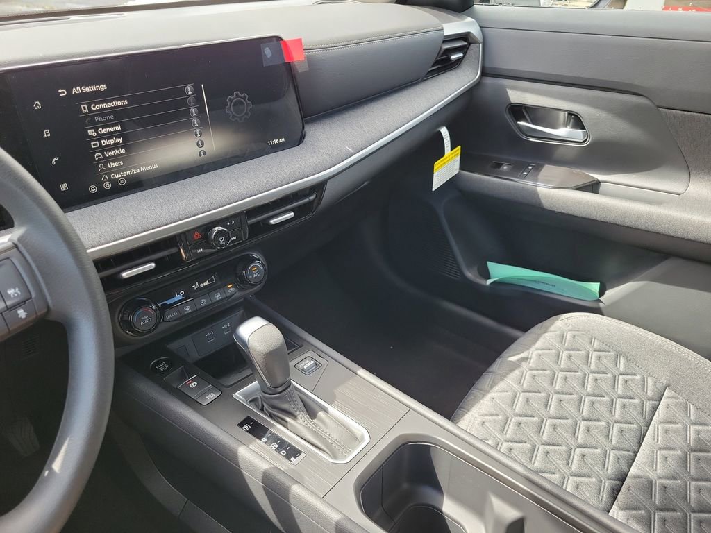 New 2026 Nissan Kicks SV image 28