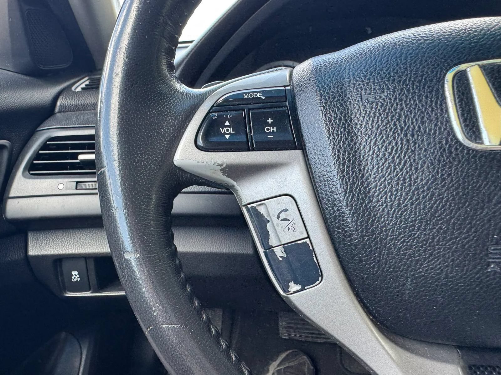 Used 2012 Honda Accord EX-L image 22