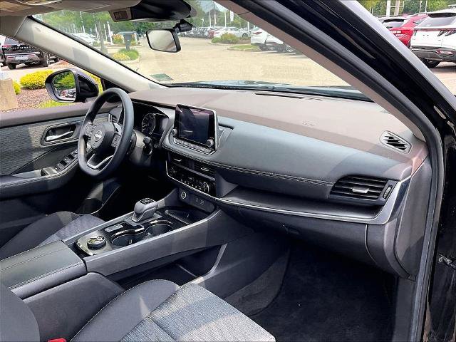 Certified 2023 Nissan Rogue SV AWD/4WD image 14