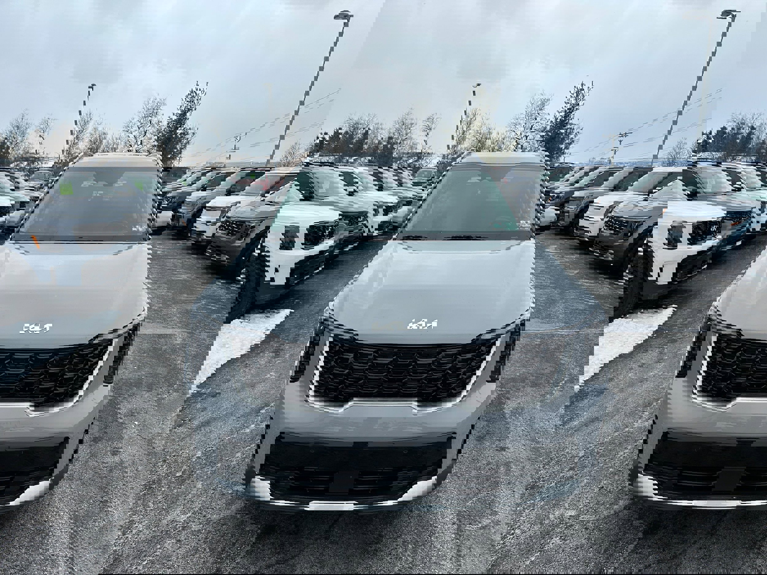 New 2026 Kia Sorento S image 2