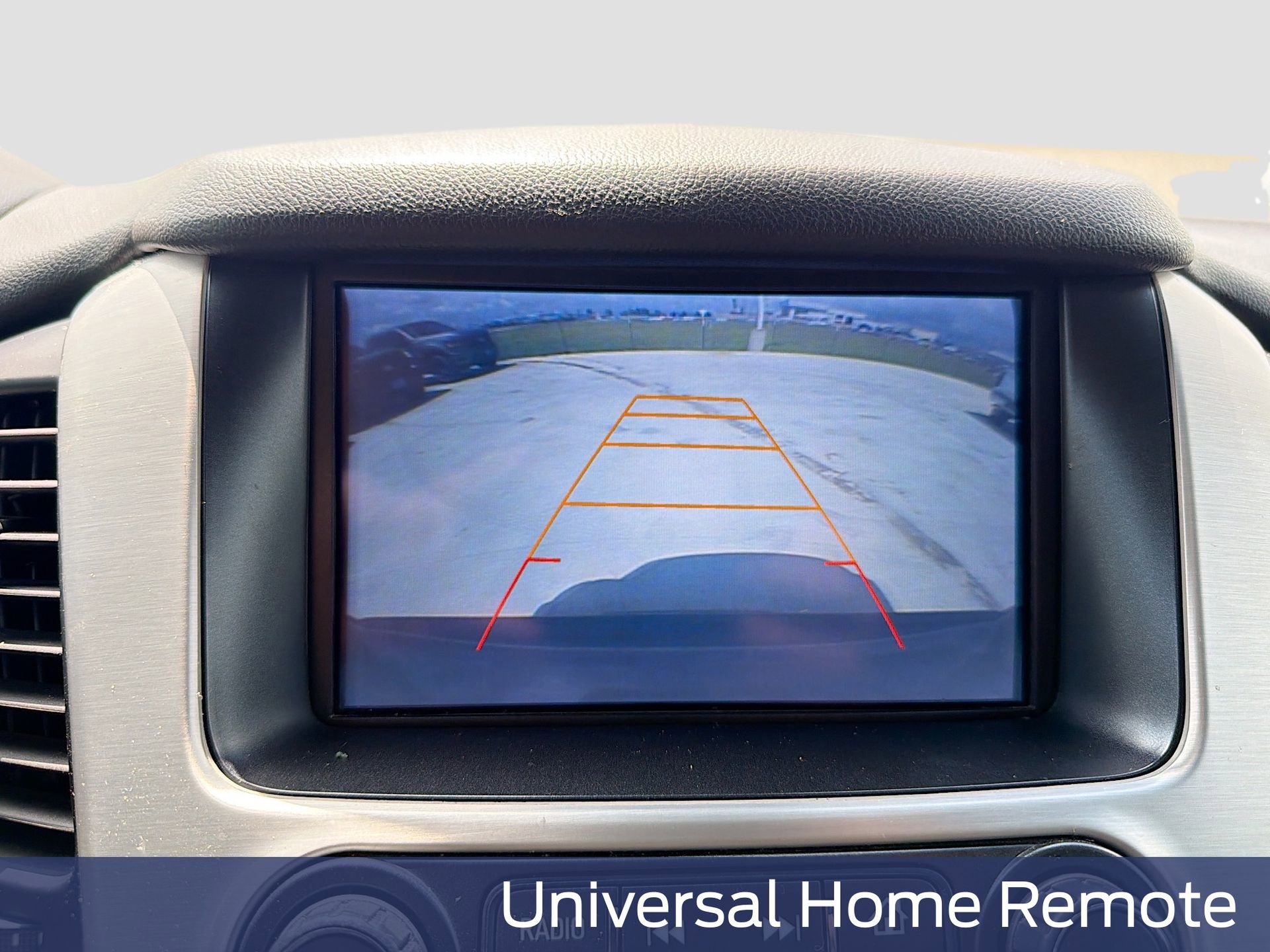 Used 2017 GMC Yukon SLT w/ Premium Edition image 18