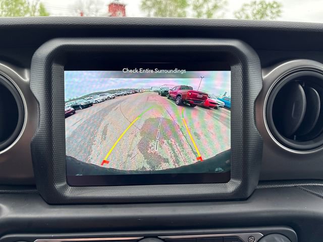 Used 2023 Jeep Wrangler Unlimited Sport image 17