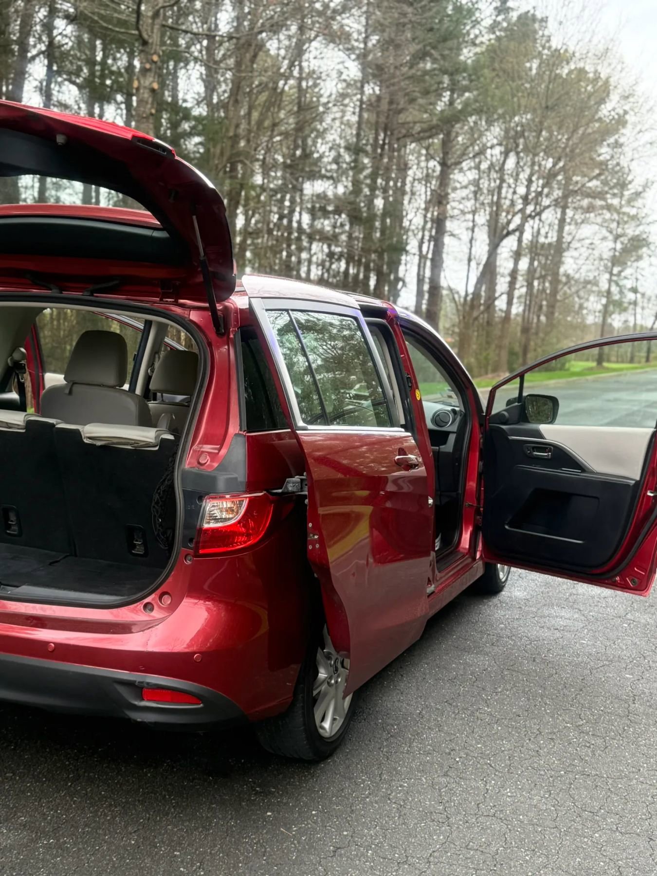 Used 2013 MAZDA MAZDA5 Grand Touring image 10