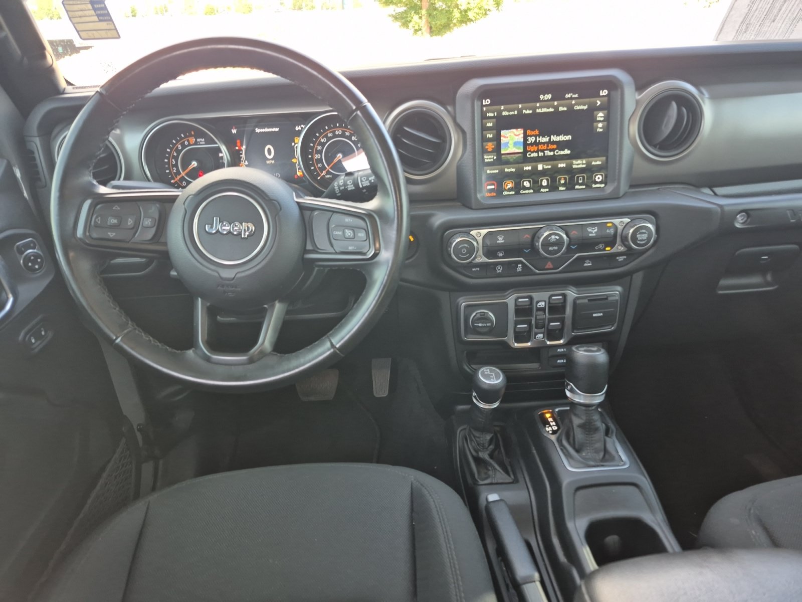 Used 2021 Jeep Wrangler Unlimited Sport AWD/4WD image 18