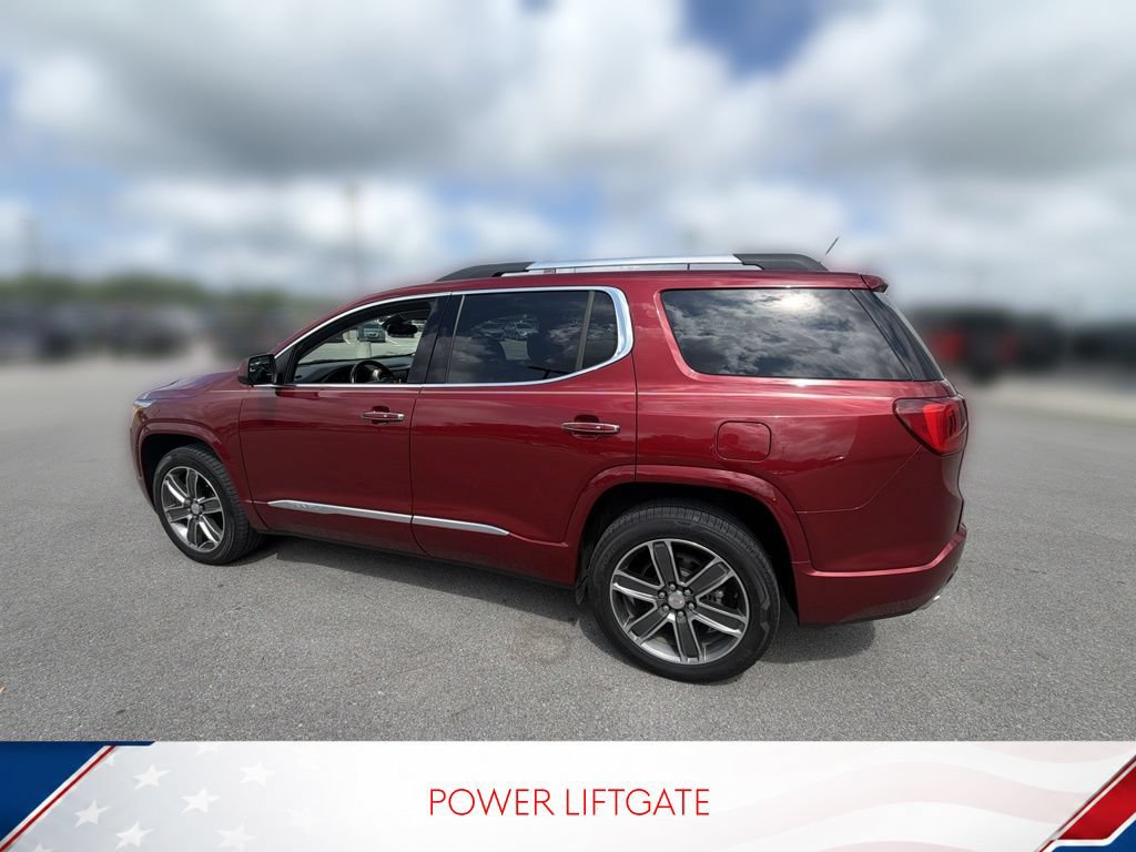 Used 2019 GMC Acadia Denali w/ Technology Package FWD image 11