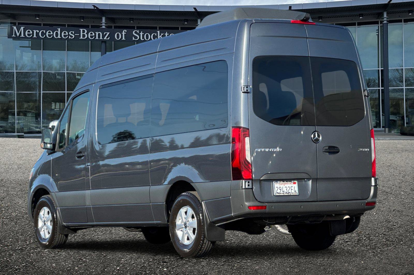 Used 2025 Mercedes-Benz Sprinter 2500 image 6