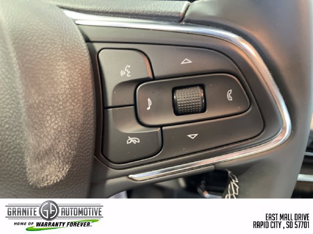 Used 2026 Buick Encore GX Avenir w/ Avenir Convenience Package FWD image 32