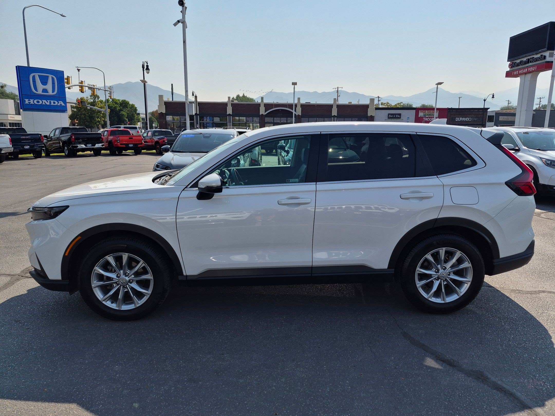Used 2024 Honda CR-V EX-L image 9