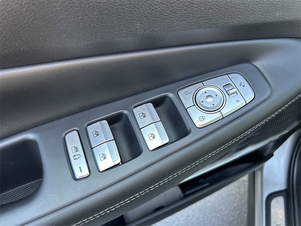 Used 2023 Hyundai Santa Fe Calligraphy image 29