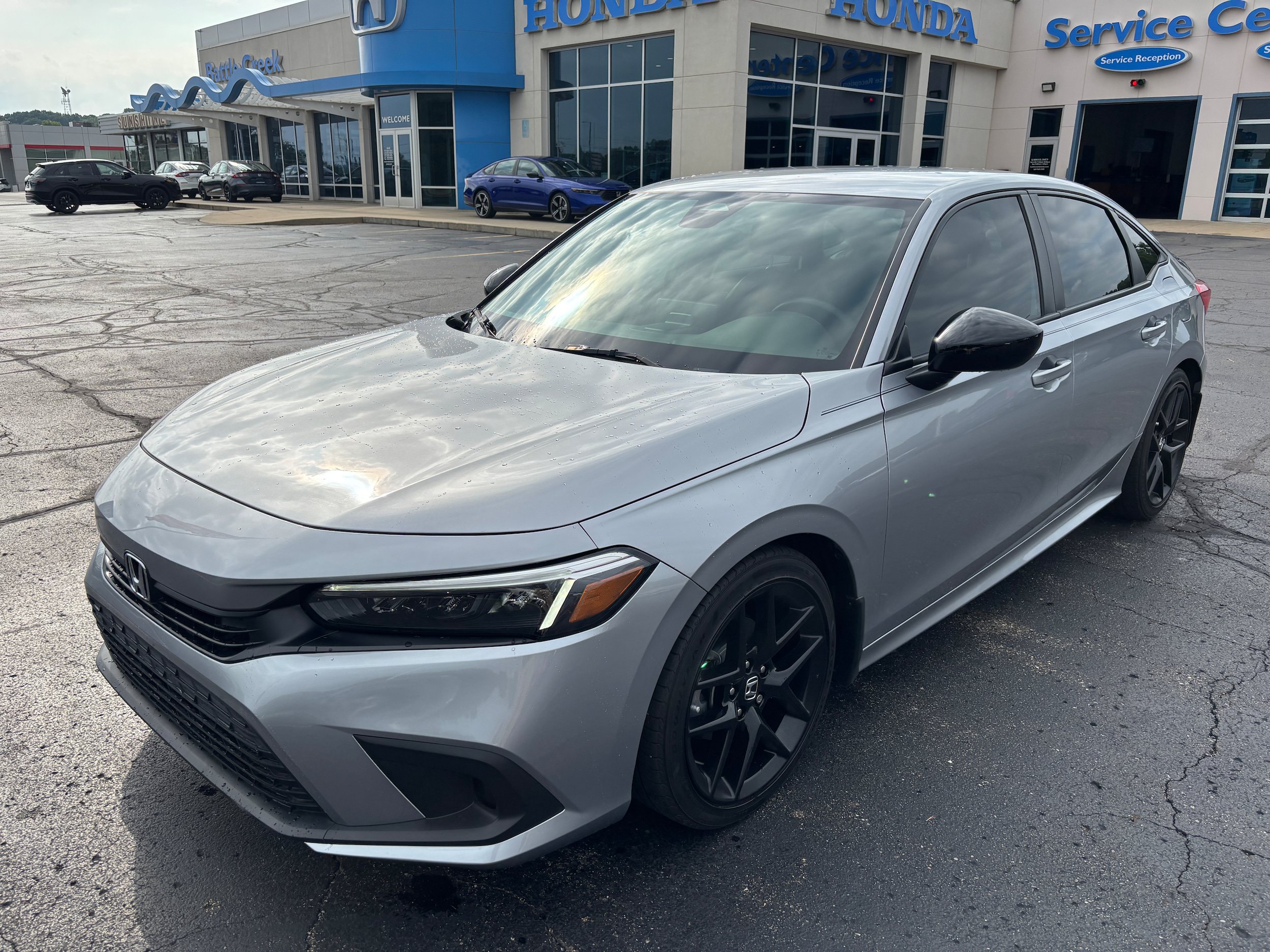 Used 2024 Honda Civic Sport image 4