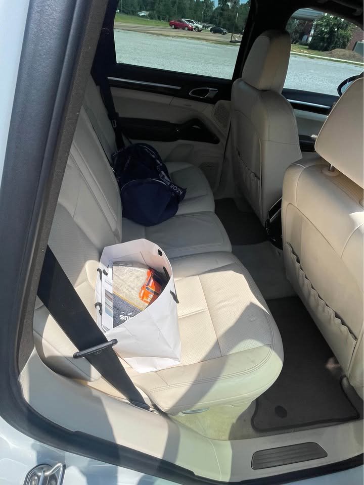 Used 2012 Porsche Cayenne S image 13