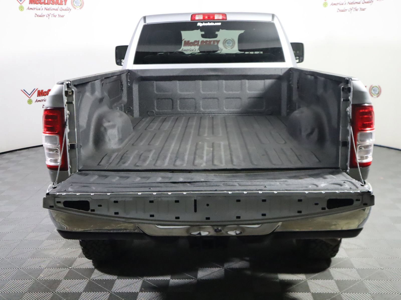 Used 2023 RAM 2500 Big Horn w/ Level 1 Equipment Group image 7