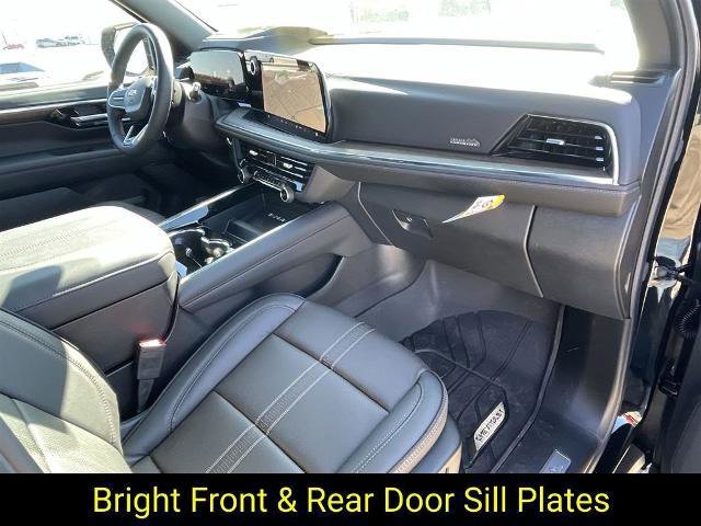 New 2025 Chevrolet Suburban High Country image 37