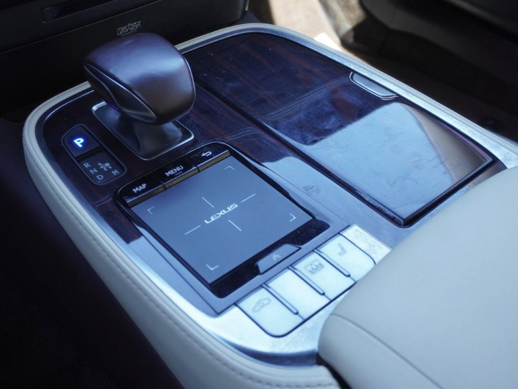 Used 2019 Lexus LS 500 image 17